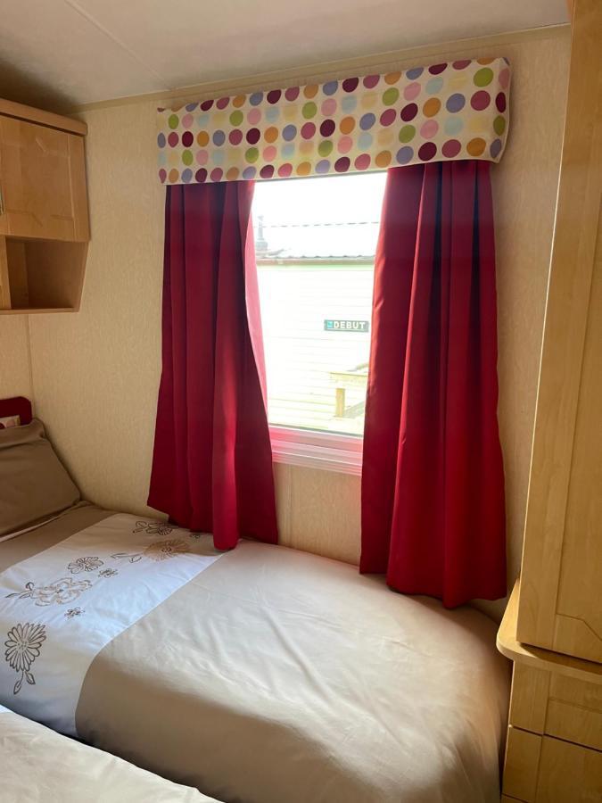Immaculate 2-Bed Static Caravan At Monrieth Newton Stewart Exterior photo